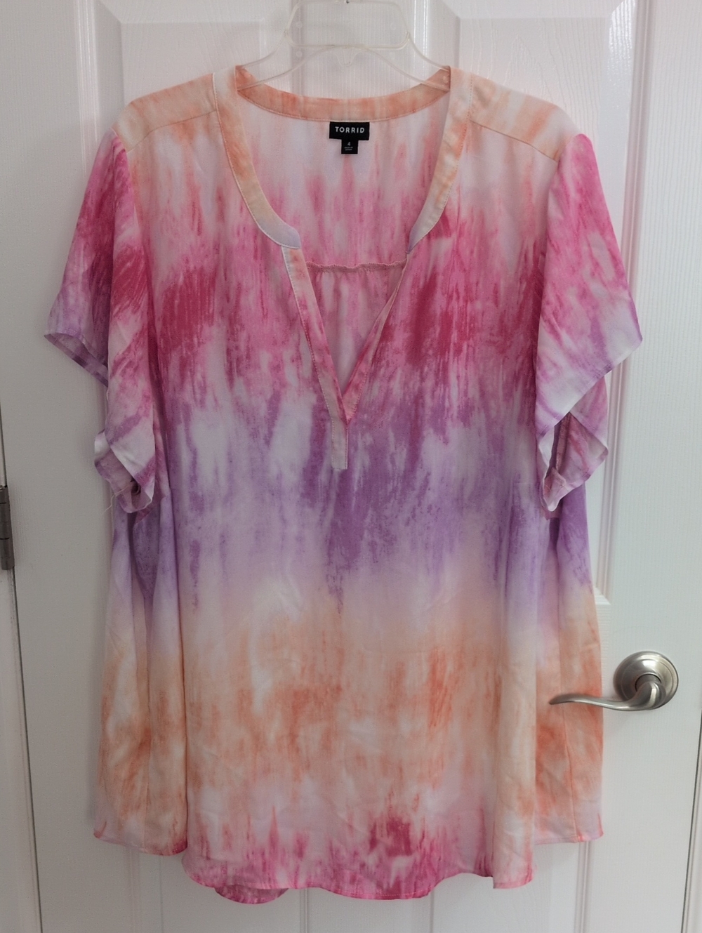 Torrid Short Sleeve Split V Neck Blouse - Watercolor Tie Dye - 4X